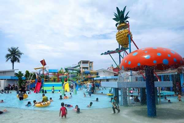 Pagi Cerah di Pool Garudamas Cakung: Santai Tanpa Antrean